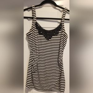 Cute tank top , size S from White House Black Market.